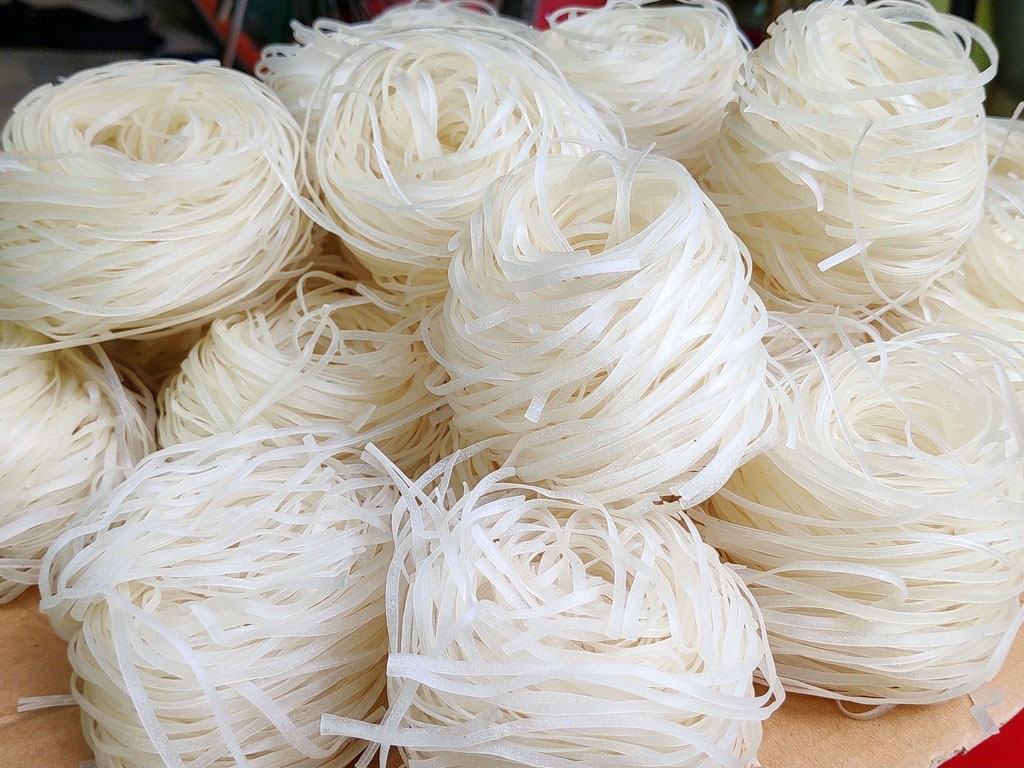 Vận Chuyển Phở Khô Từ Thái Nguyên Đi Mỹ: Trọn Gói – Giá Rẻ