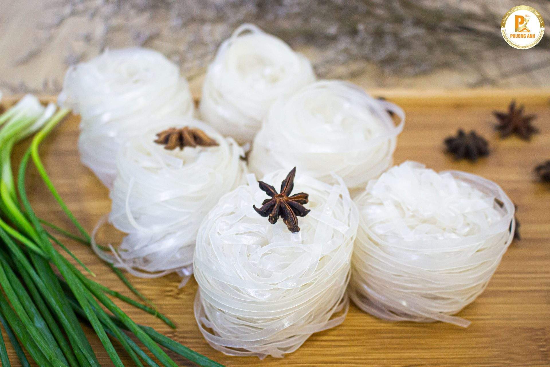 Gửi Bún Khô Từ Thái Nguyên Đi Mỹ: Giá Rẻ – Không Lo Vỡ Nát