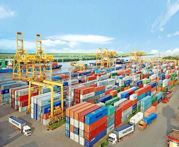 Gửi Máy Móc Sang Mỹ Chuẩn Quy Trình Hải Quan Quốc Tế