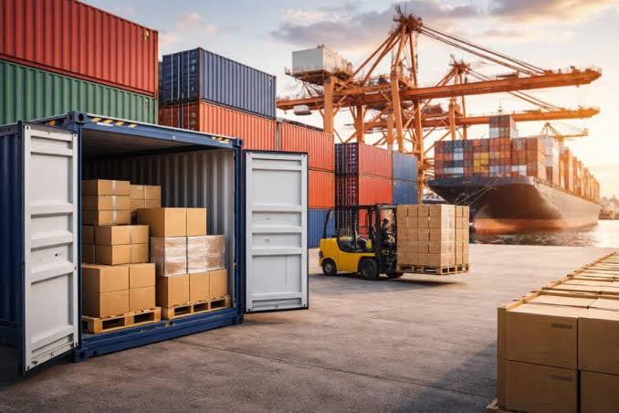 Có nên gom hàng LCL không? Giải pháp logistics tối ưu cho doanh nghiệp